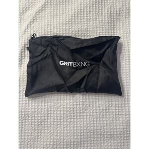 Grit Bxng boxing pouch black zipper athletic